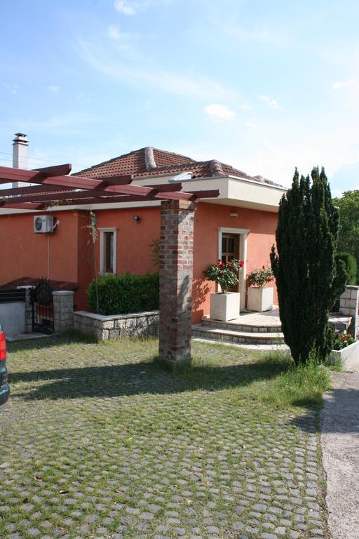 Villa Old Garden Мостар Экстерьер фото